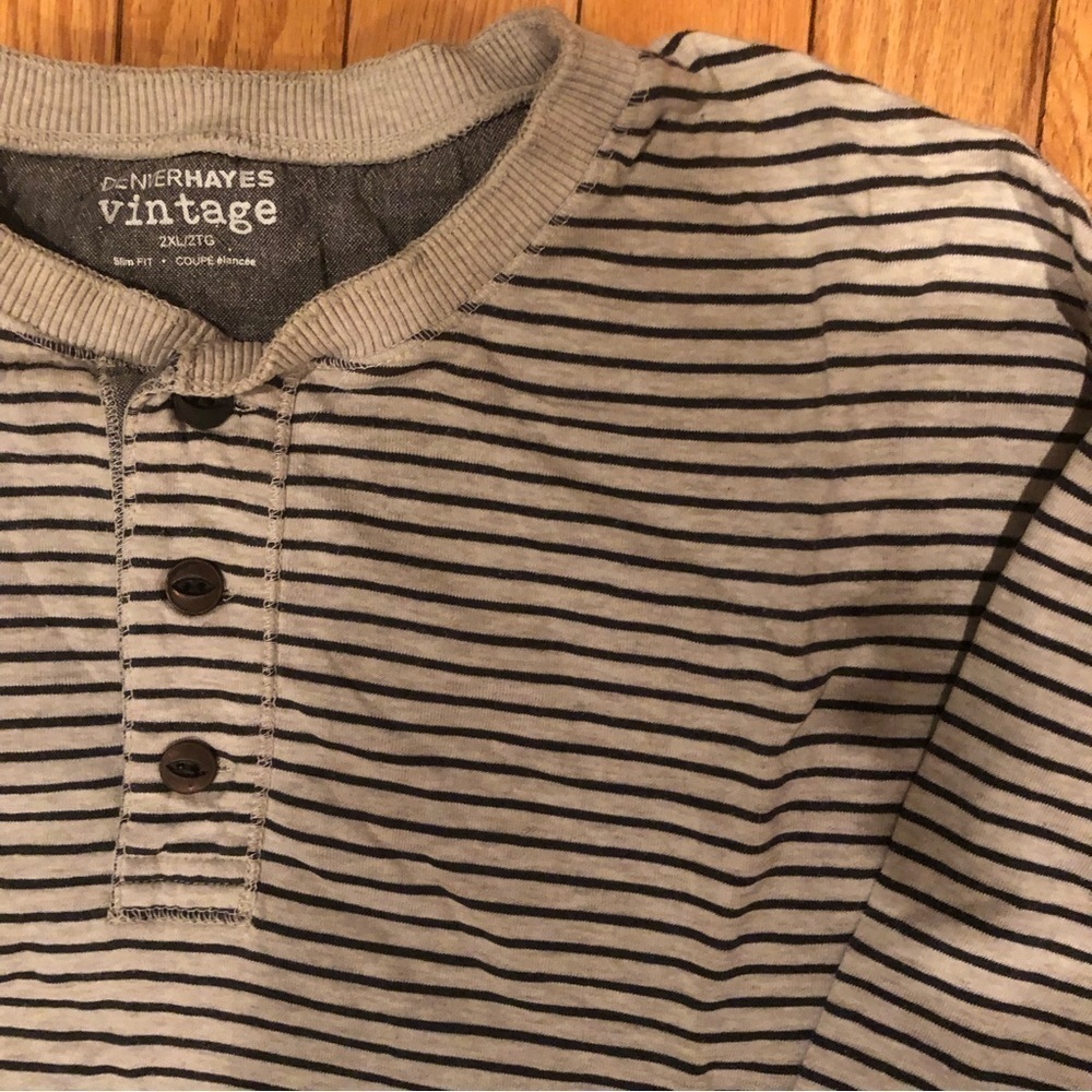 Striped Button  Detail Sweater - Picture 3 of 4